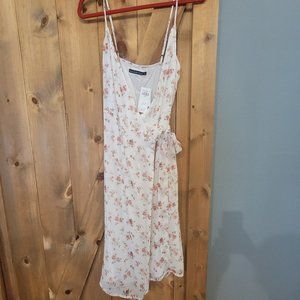 Abercrombie floral wrap dress